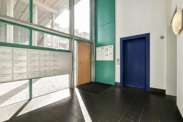 Medium property photo - Borneolaan 209, 1019 HX Amsterdam